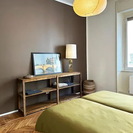 Elegant Center Milánó